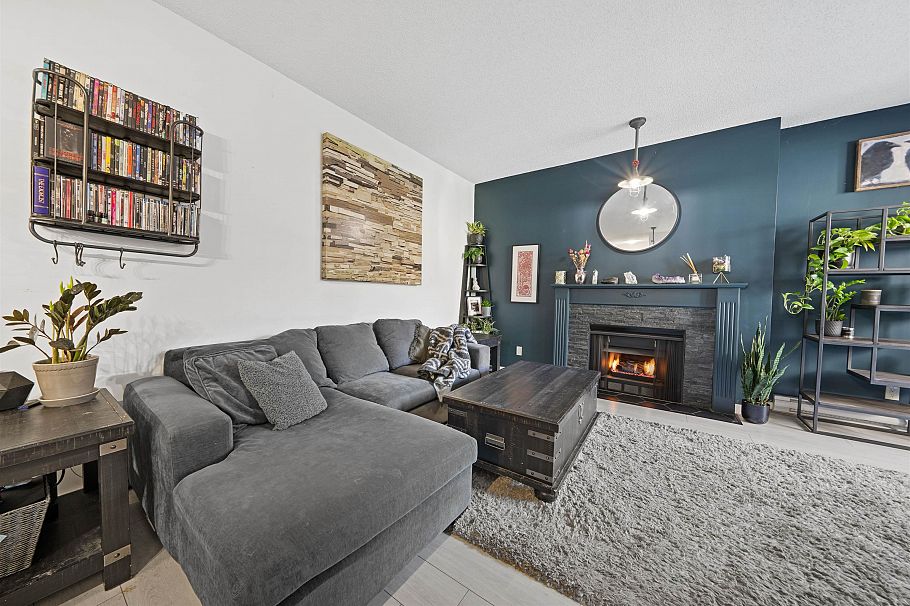 210 1924 Comox Street Vancouver, BC - 15