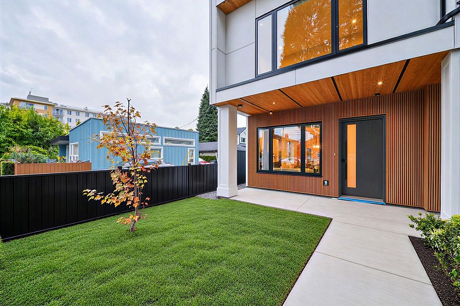 2 6991 Kerr Street Vancouver, BC - 31