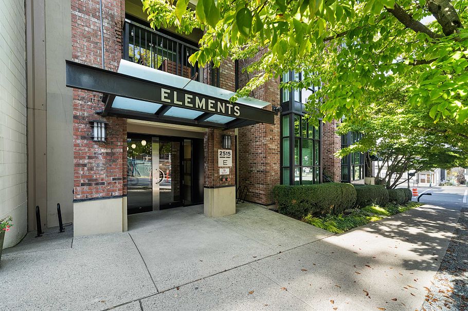 109 2515 Ontario Street Vancouver, BC - 1