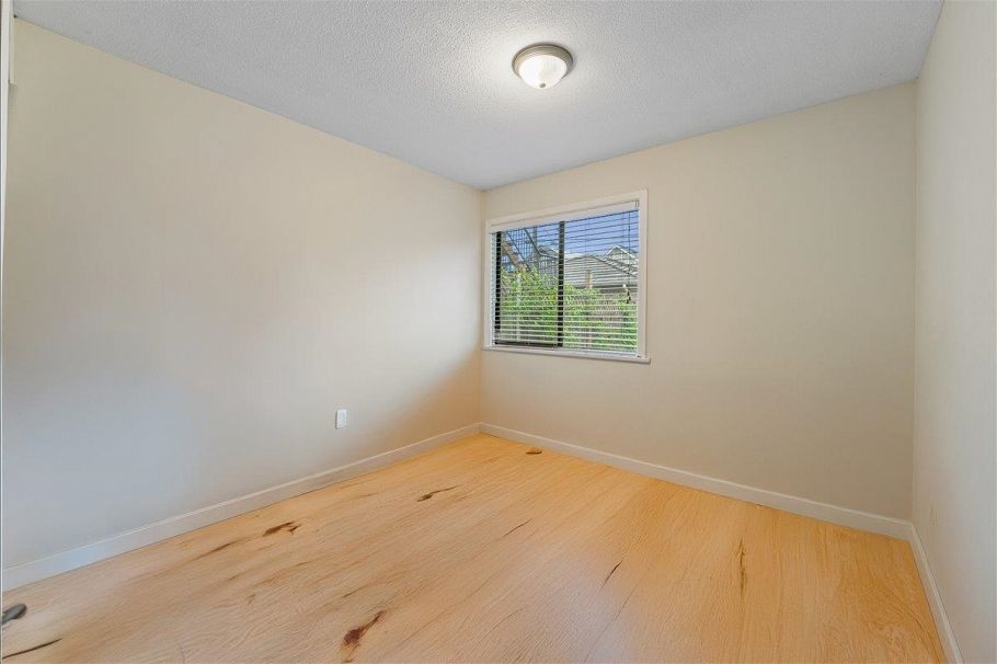 1375 E 18th Avenue Vancouver, BC - 13