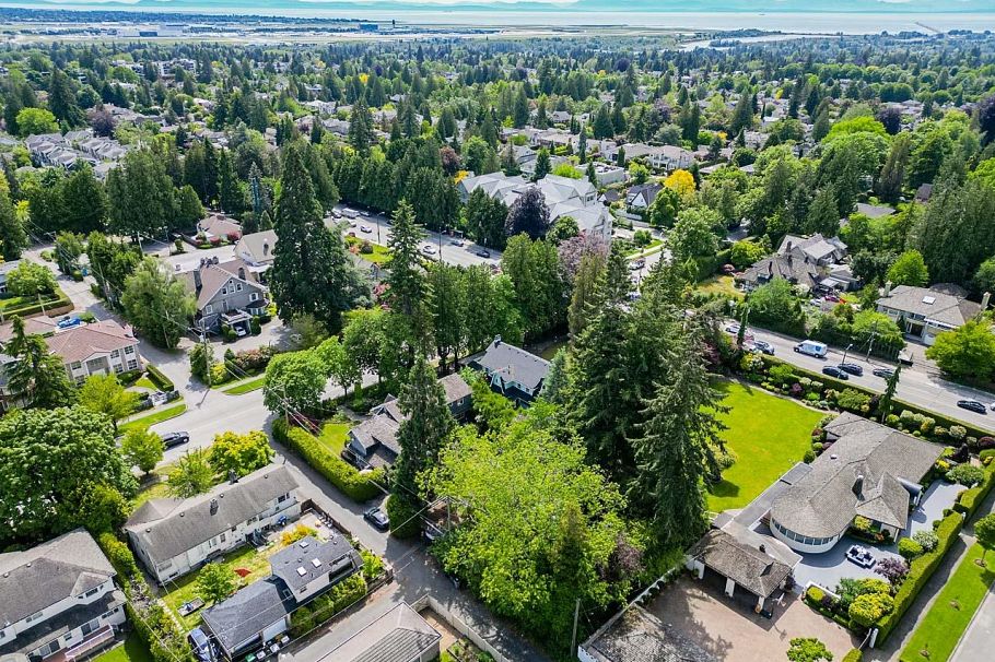 1461 W 49th Avenue Vancouver, BC - 10