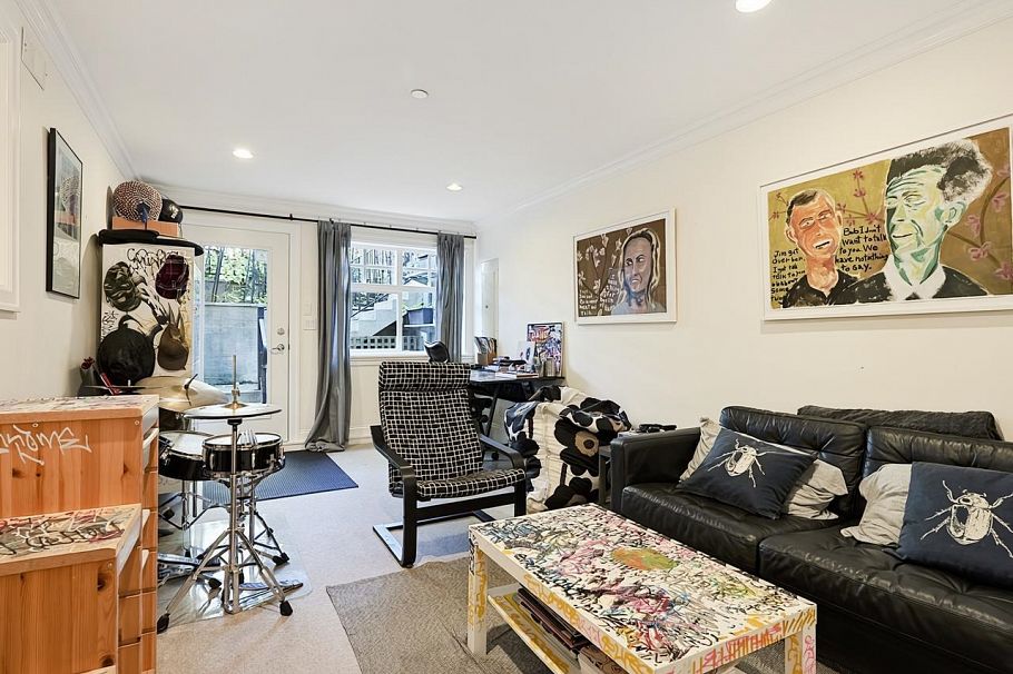 695 W 19th Avenue Vancouver, BC - 36