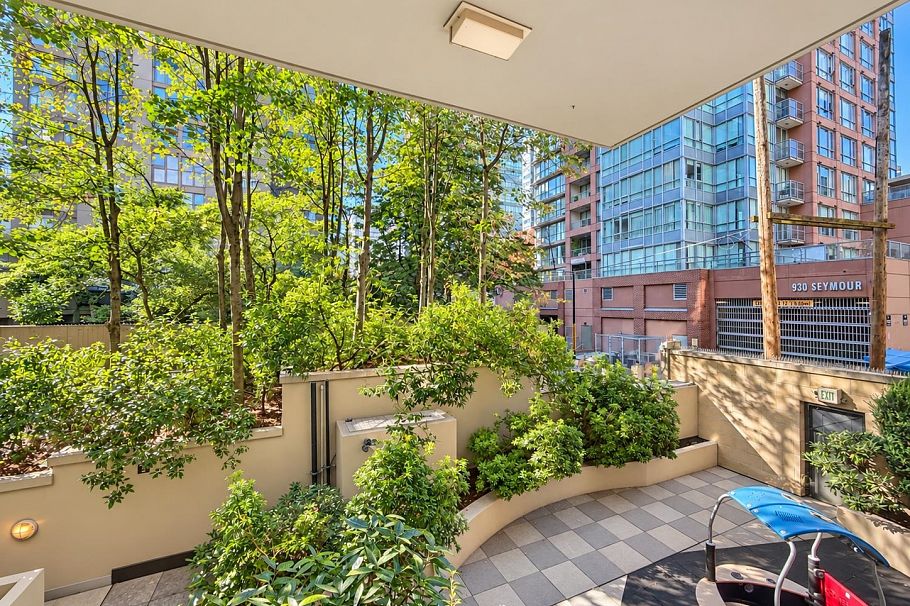 201 538 Smithe Street Vancouver, BC - 22