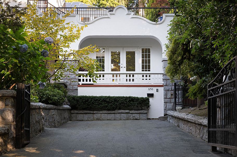 3292 Granville Street Vancouver, BC - 26