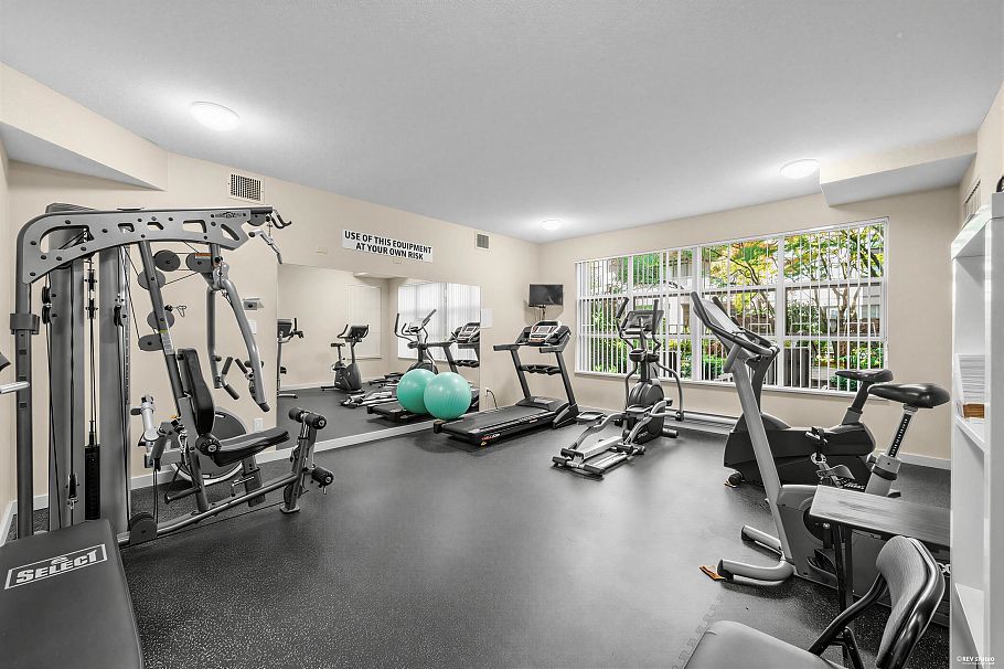 221 3769 W 7th Avenue Vancouver, BC - 23