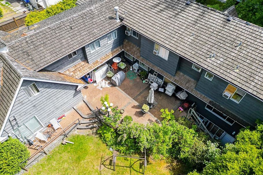 1461 W 49th Avenue Vancouver, BC - 4