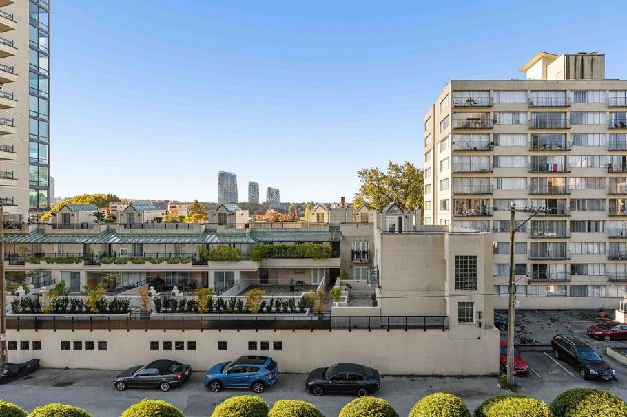 207 1330 Harwood Street Vancouver, BC - 19