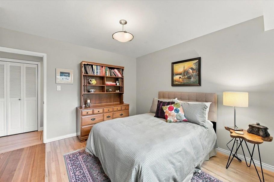 768 Browning Place North Vancouver, BC - 18