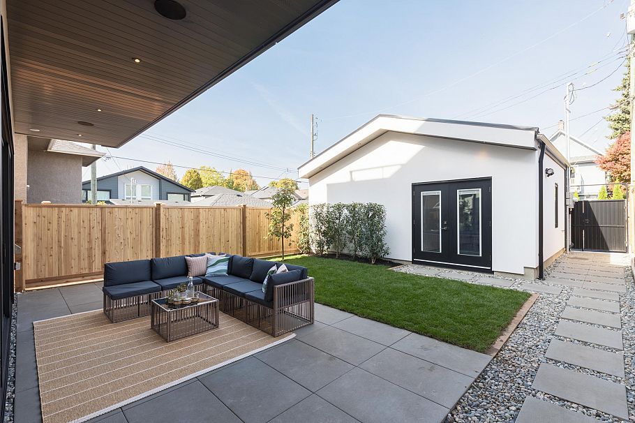 2 231 E 39th Avenue Vancouver, BC - 30