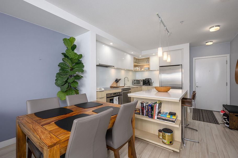 409 111 E 3rd Street North Vancouver, BC - 16