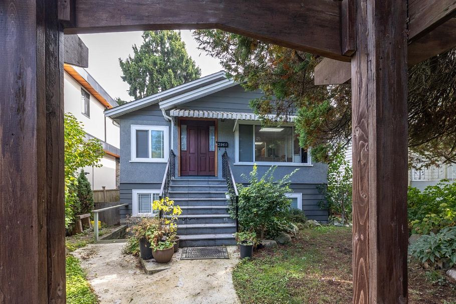3960 Nootka Street Vancouver, BC - 2