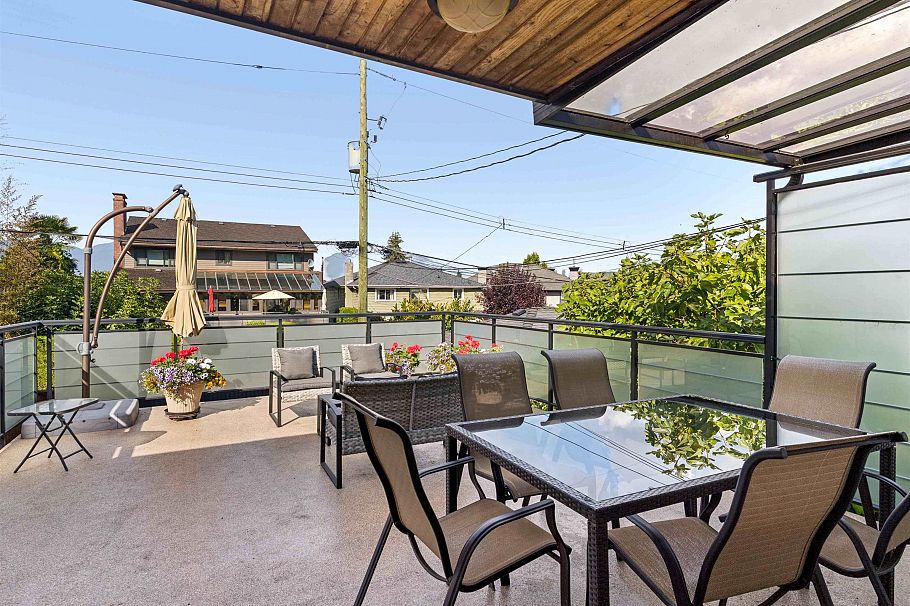 2925 W 24th Avenue Vancouver, BC - 10