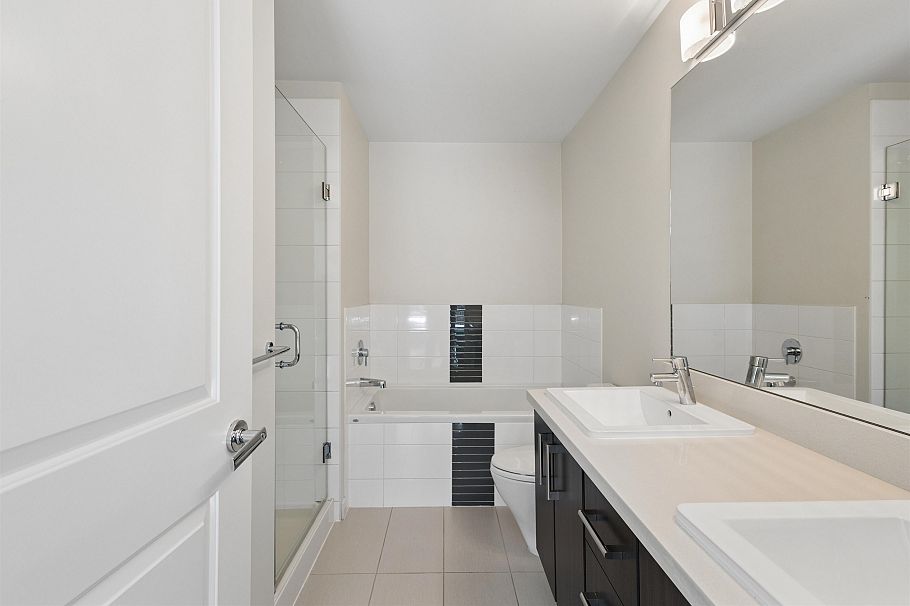 117 3133 Riverwalk Avenue Vancouver, BC - 21