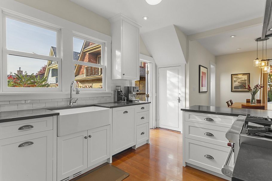 179 N Penticton Street Vancouver, BC - 8