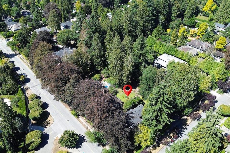 2629 W 49th Avenue Vancouver, BC - 5