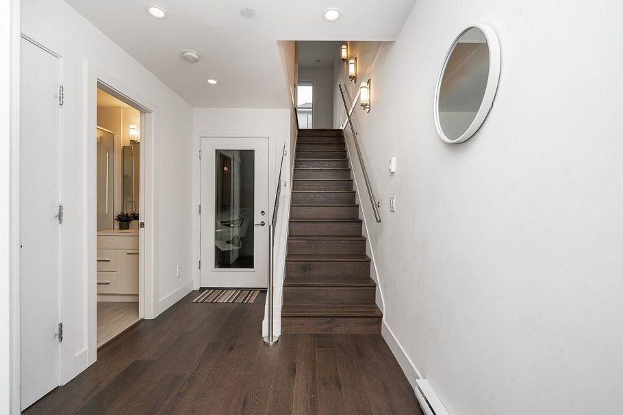 920 W 15th Avenue Vancouver, BC - 28