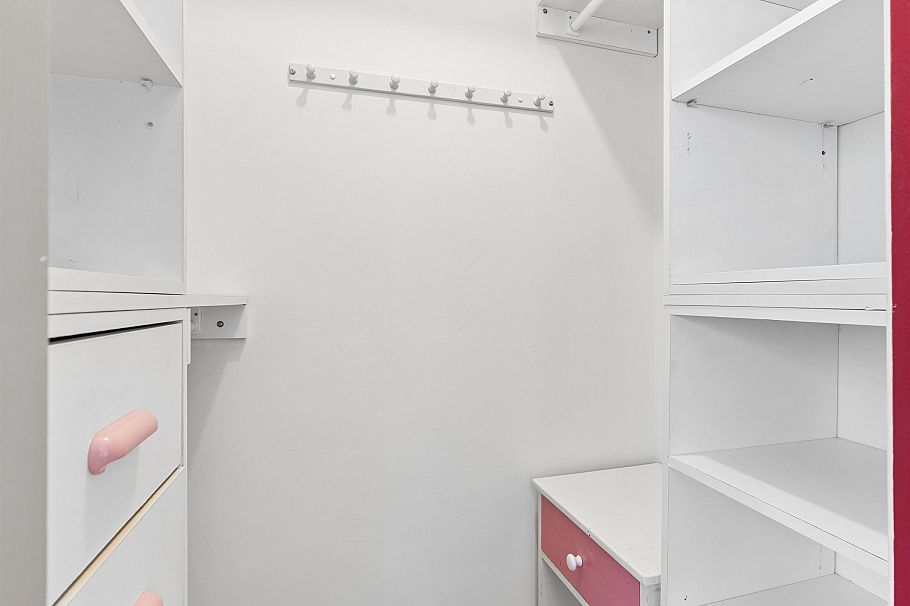 2925 W 24th Avenue Vancouver, BC - 17