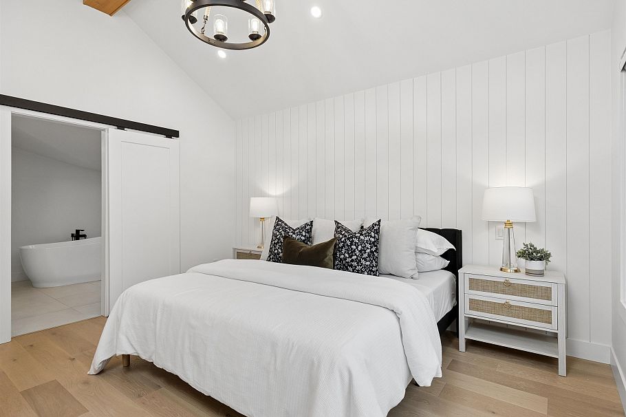 1260 Plateau Drive North Vancouver, BC - 20