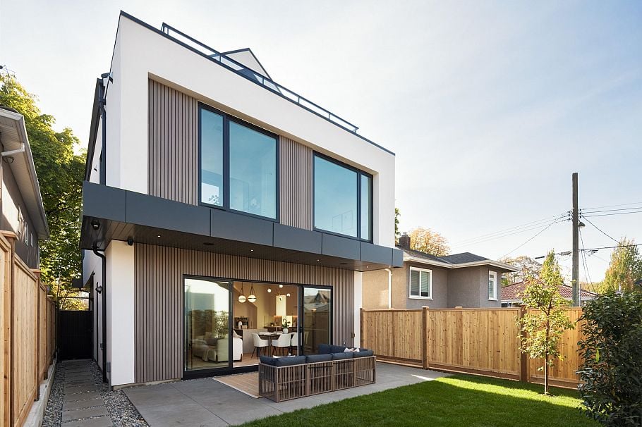 2 231 E 39th Avenue Vancouver, BC - 2