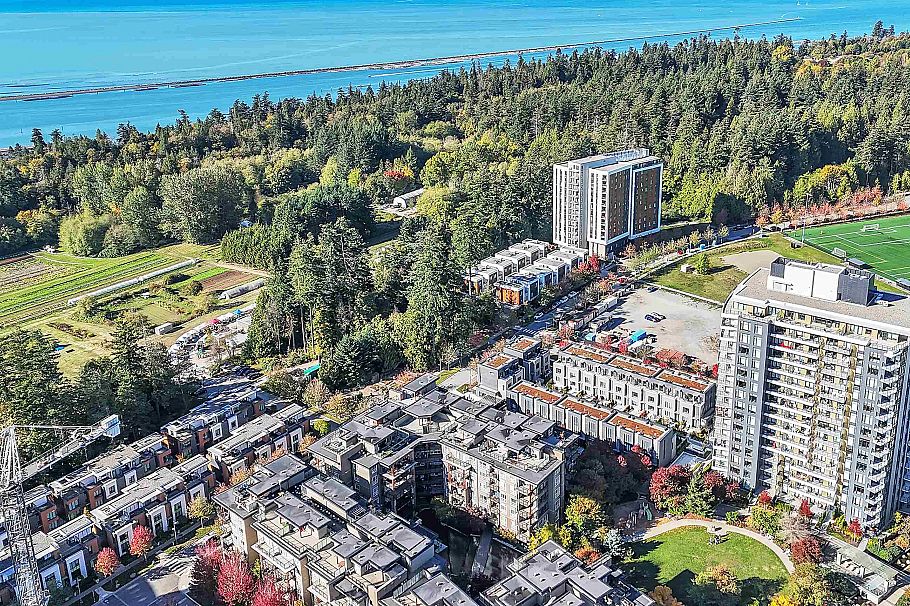 609 6033 Gray Avenue Vancouver, BC - 1