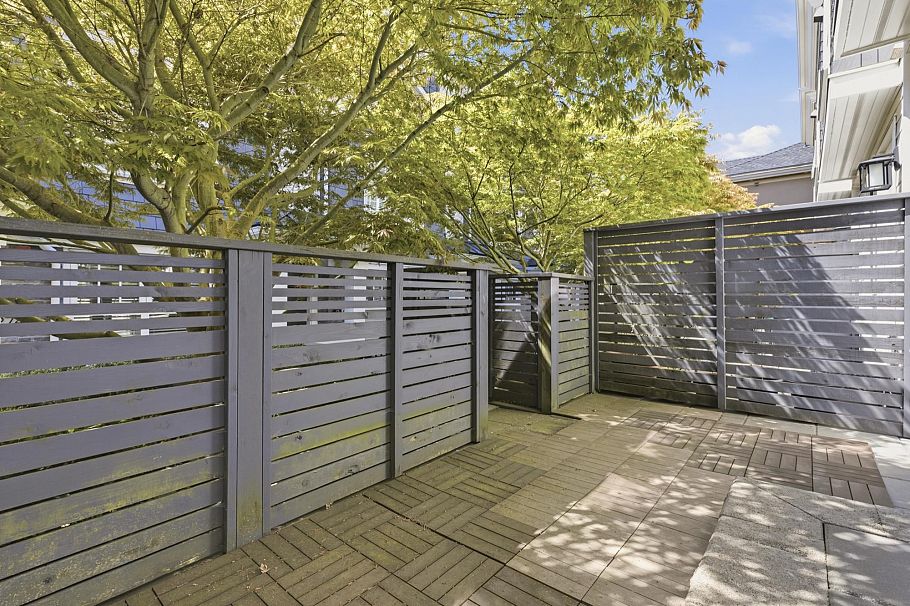 276 W 62nd Avenue Vancouver, BC - 20