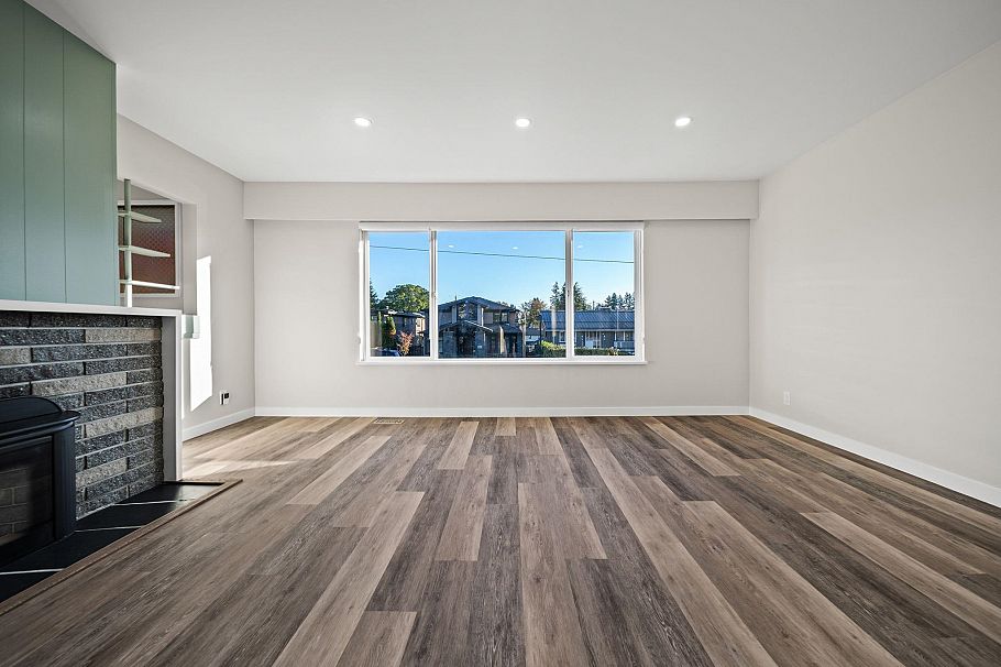 338 W 21st Street North Vancouver, BC - 5