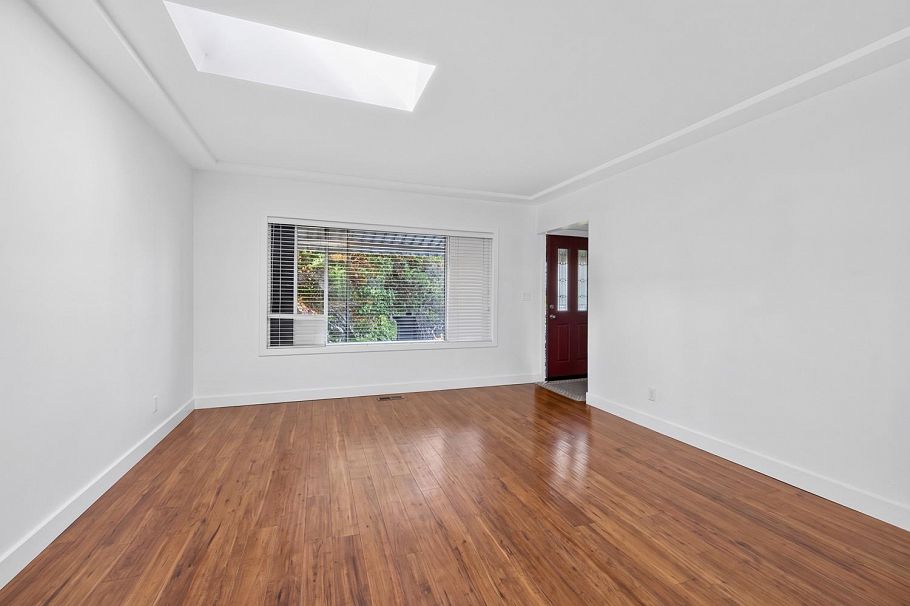 3960 Nootka Street Vancouver, BC - 4