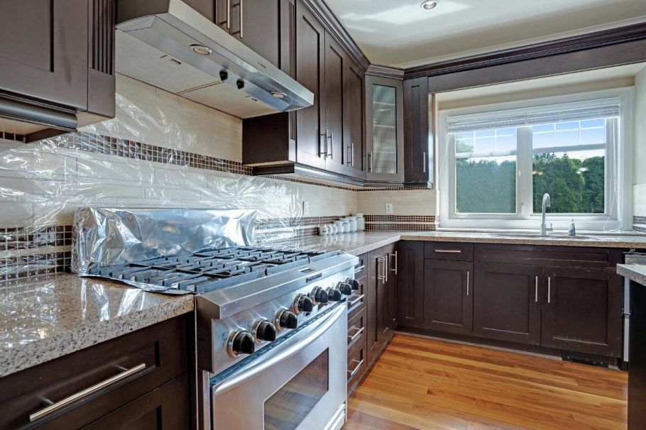 4986 Shirley Avenue North Vancouver, BC - 14