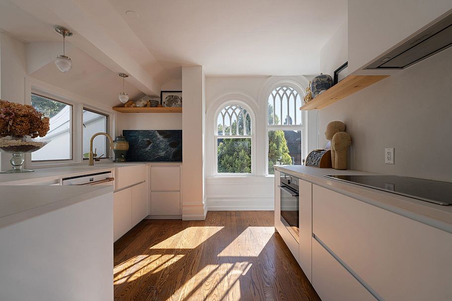 3292 Granville Street Vancouver, BC - 8