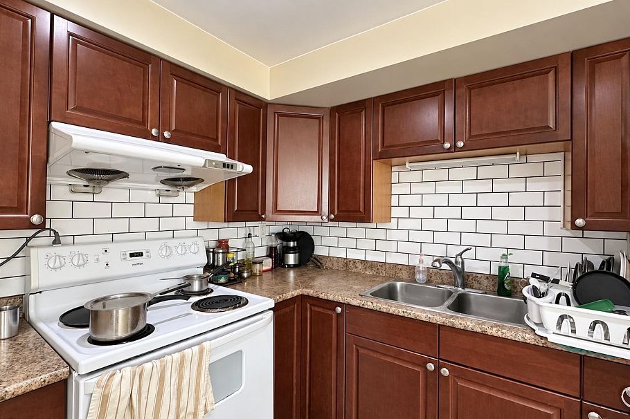 7590 Fraser Street Vancouver, BC - 13