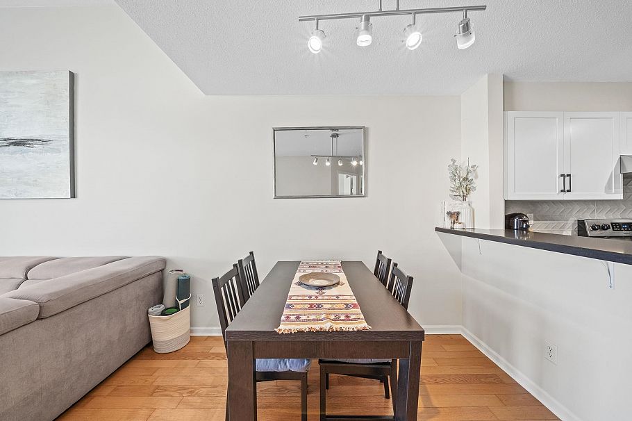 413 147 E 1st Street North Vancouver, BC - 13