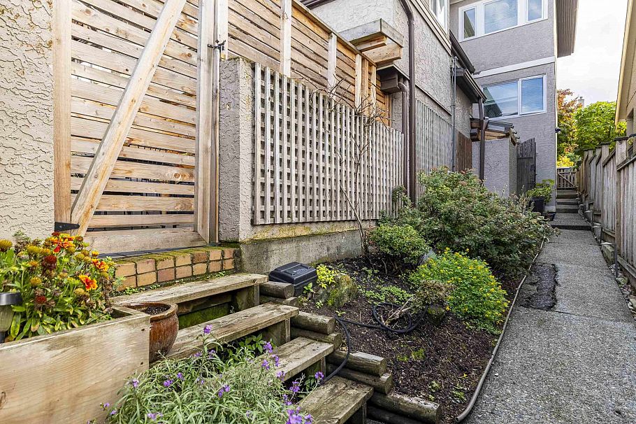 101 2535 York Avenue Vancouver, BC - 25
