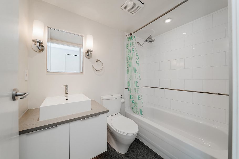 1708 1331 W Georgia Street Vancouver, BC - 17