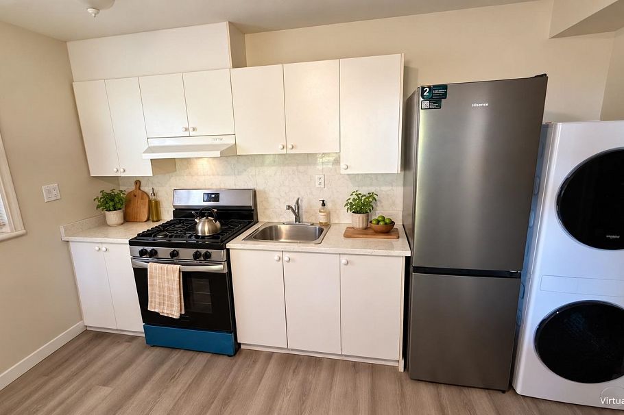 3311 E 45TH AVENUE, Vancouver BC V5R 3E6 Vancouver, BC - 2