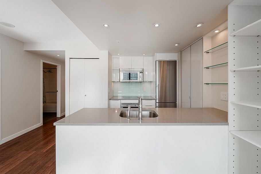 1708 1331 W Georgia Street Vancouver, BC - 11