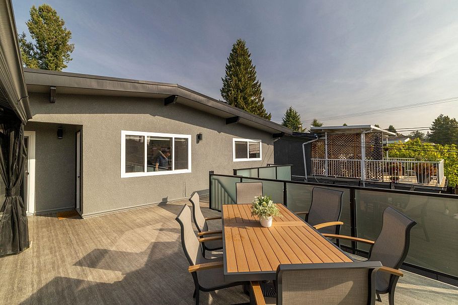 773 E 12th Street North Vancouver, BC - 14
