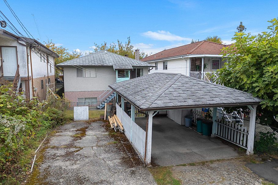 238 E 21st Avenue Vancouver, BC - 17