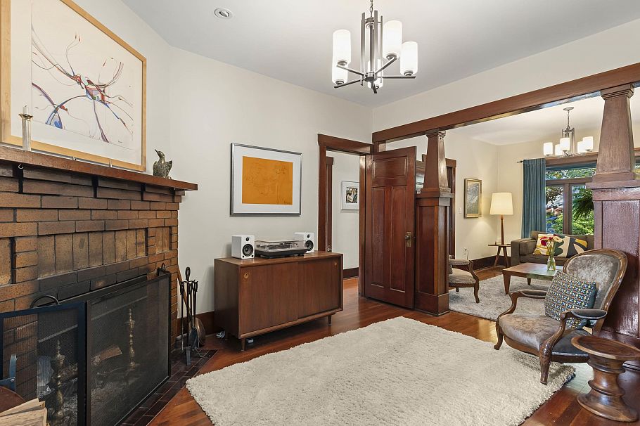 179 N Penticton Street Vancouver, BC - 6