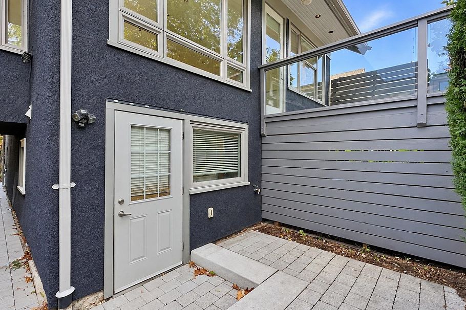 80 E 22nd Avenue Vancouver, BC - 35