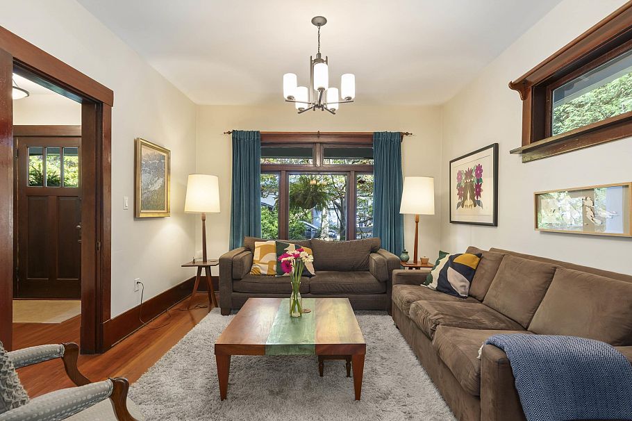 179 N Penticton Street Vancouver, BC - 3
