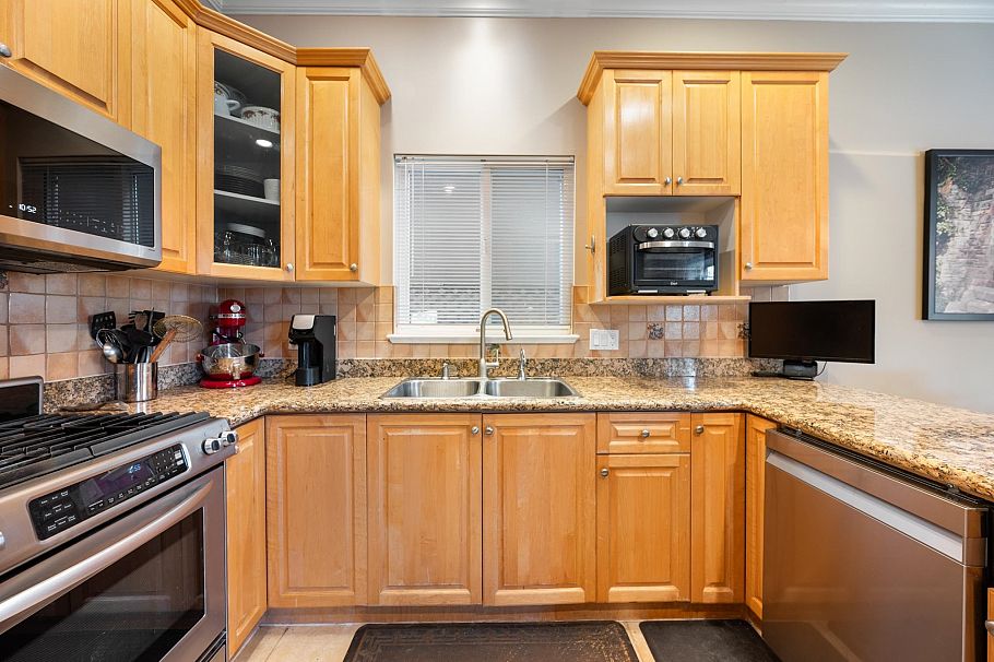7483 West Boulevard Vancouver, BC - 10