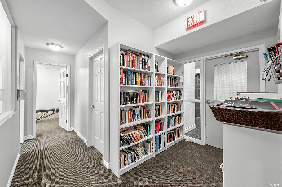 221 3769 W 7th Avenue Vancouver, BC - 21