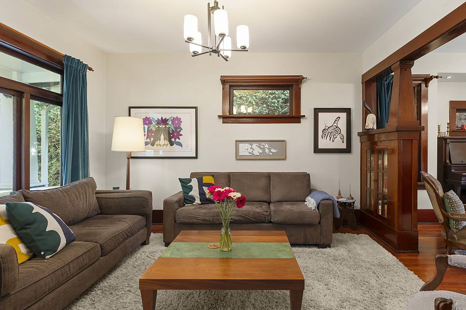 179 N Penticton Street Vancouver, BC - 2