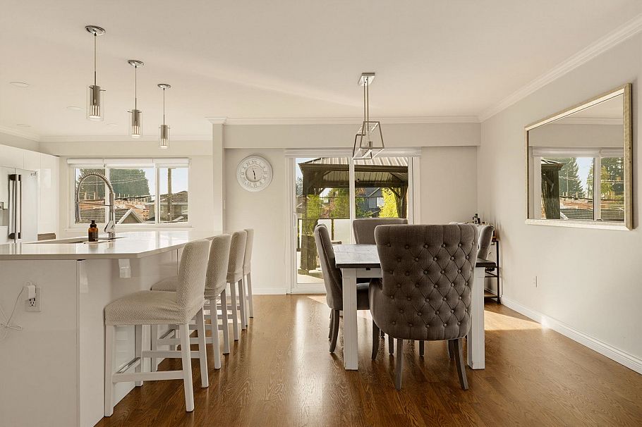 773 E 12th Street North Vancouver, BC - 6