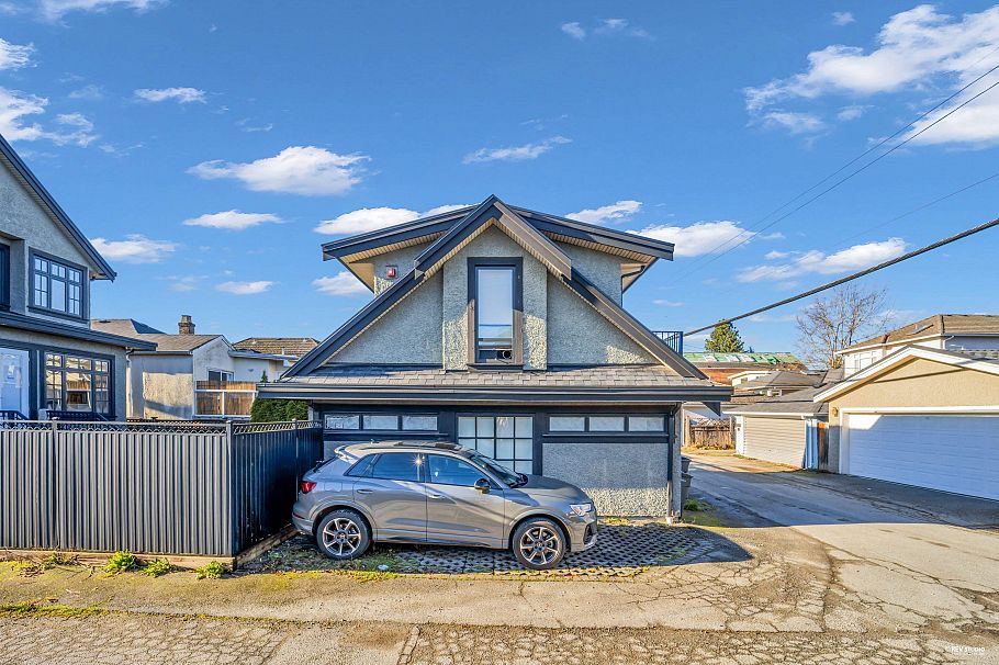 2721 W 21st Avenue Vancouver, BC - 31