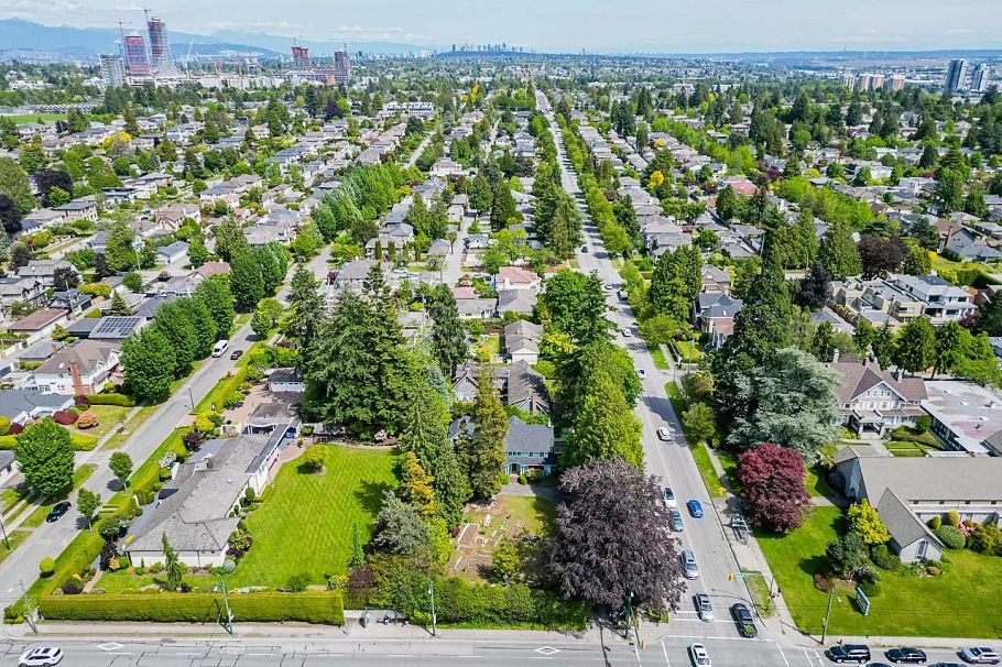 1461 W 49th Avenue Vancouver, BC - 12