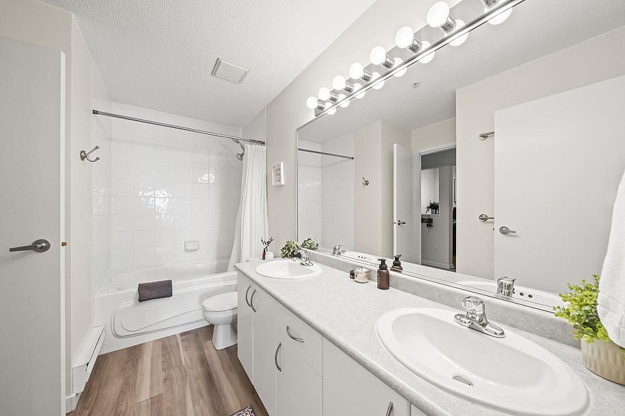 413 147 E 1st Street North Vancouver, BC - 28