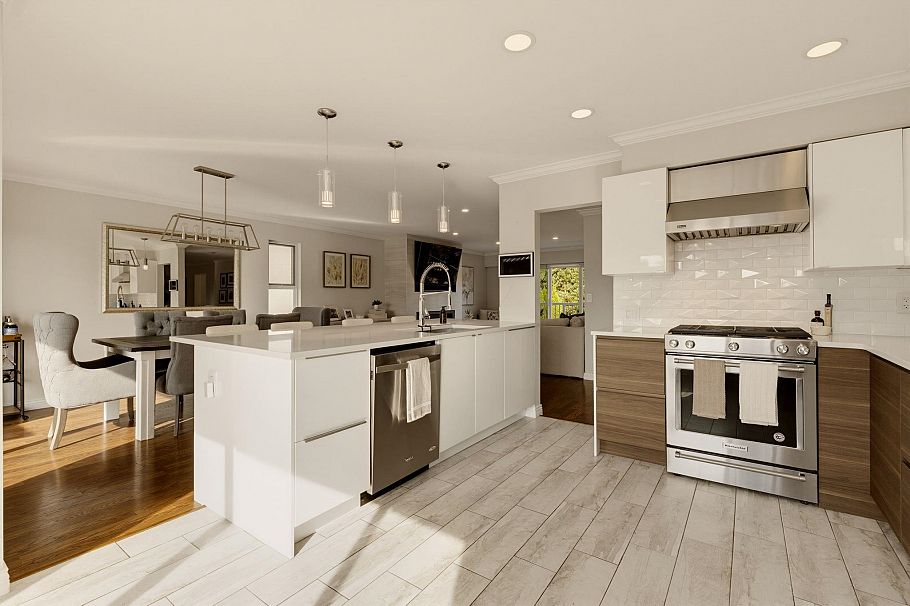 773 E 12th Street North Vancouver, BC - 4