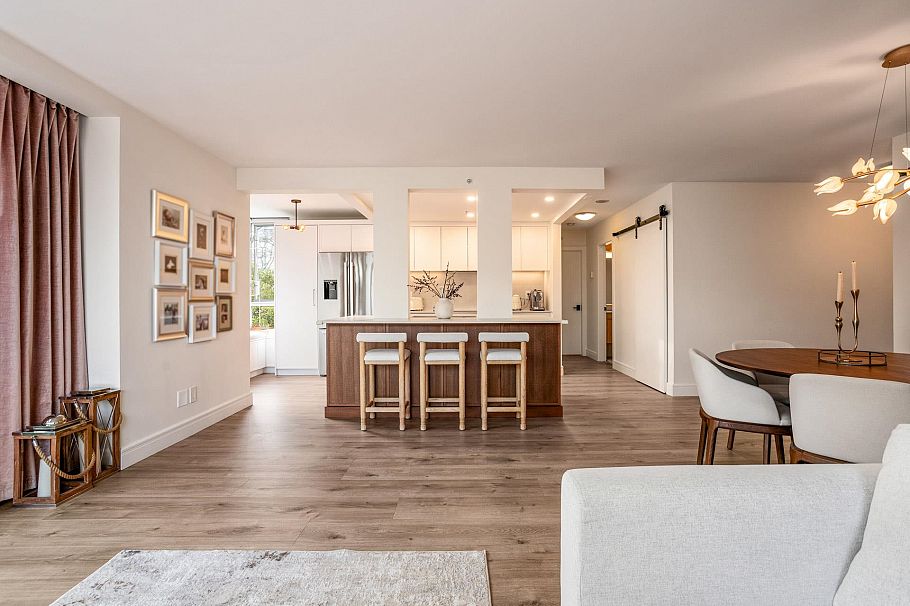 507 1201 Marinaside Crescent Vancouver, BC - 1