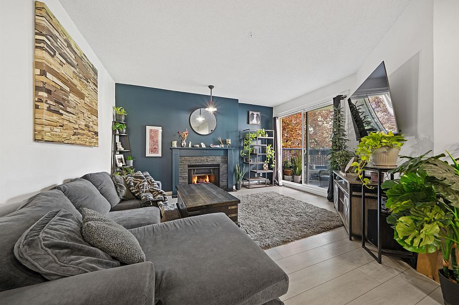 210 1924 Comox Street Vancouver, BC - 13